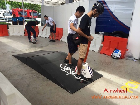 New Tools for Singapore Police - Airwheel Singapore Official Website
